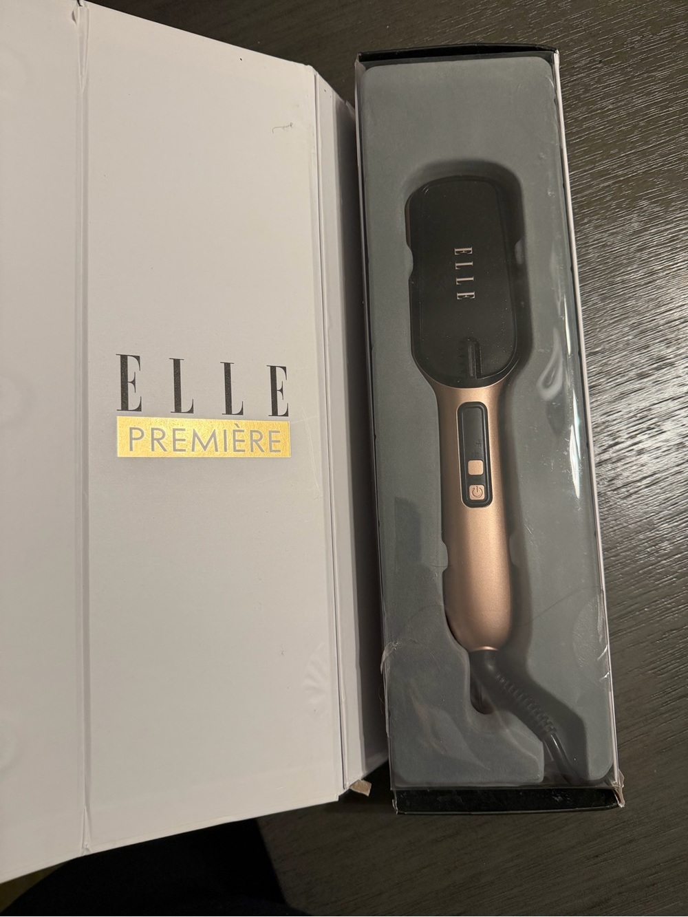 Elle premiere heated ion ceramic brush
